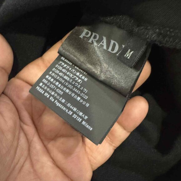 Prada Polo Black Colour - Picture 4 of 4